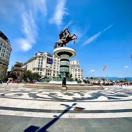 Macedonia Square 22 - Pedestrian Street דירה