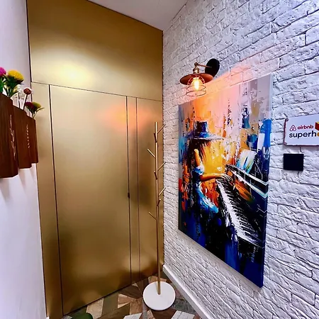Apartment Macedonia Square 22 - Pedestrian Street *