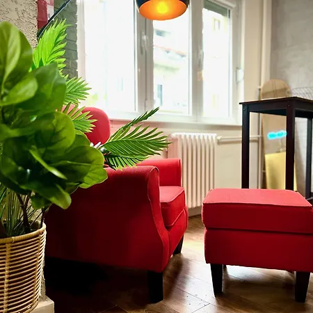 Macedonia Square 22 - Pedestrian Street *